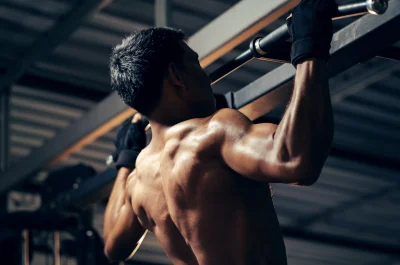 Rückentraining gesunder Rücken Fitnessstudio Bernburg 3